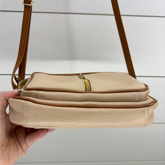 Valentina Crossbody Bag - Picture 3 of 10